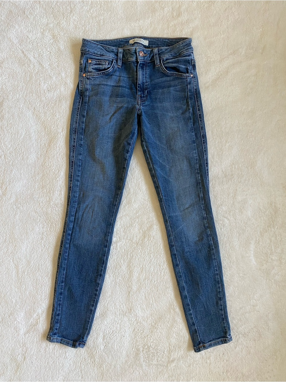 Guess Skinny Jeans Medium Wash Women’s Size 26